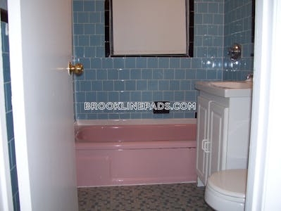 Brookline Apartment for rent 1 Bedroom 1 Bath  Coolidge Corner - $3,125 No Fee