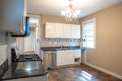 Mission Hill Large Duplex Style 6 Bed 2 Bath on Parker Hill Ter. in Mission Hill Boston - $8,500