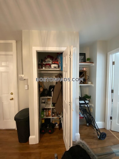 North End 3 Bed, 1 Bath Unit Boston - $4,500 No Fee