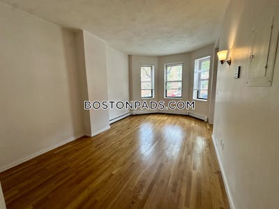 Jamaica Plain 1 Bed 1 Bath BOSTON Boston - $2,200 50% Fee