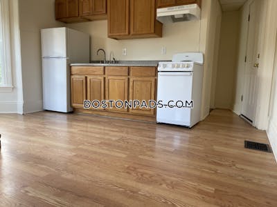 Quincy 1 Bed 1 Bath  Quincy Center - $1,850