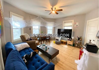 Mission Hill Spacious 5 Bed 2 Bath with Laundry in Unit! Boston - $6,250
