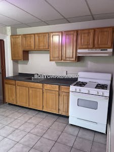 Cambridge 3 Beds 1 Bath  Central Square/cambridgeport - $3,300