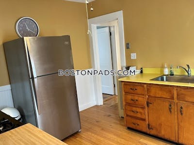 Medford 4 Beds 1 Bath  Tufts - $5,000