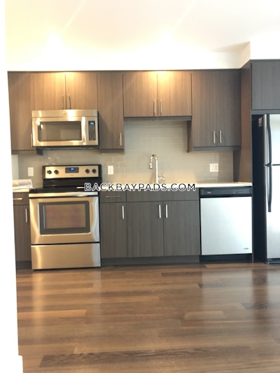 Back Bay 1 Bed 1 Bath Boston - $5,495