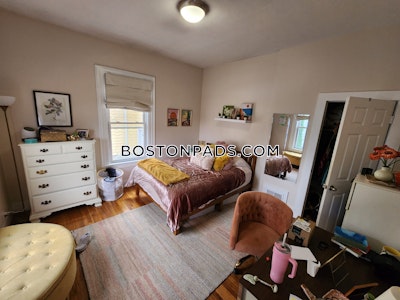 Allston Apartment for rent 4 Bedrooms 2 Baths Boston - $5,400