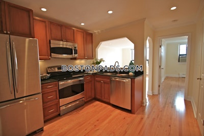 Cambridge 1 Bed 1 Bath  Harvard Square - $3,395 No Fee