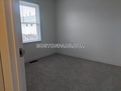 Roslindale Apartment for rent 3 Bedrooms 1 Bath Boston - $4,174