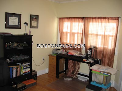 Somerville Apartment for rent 3 Bedrooms 1 Bath  Winter Hill - $3,450