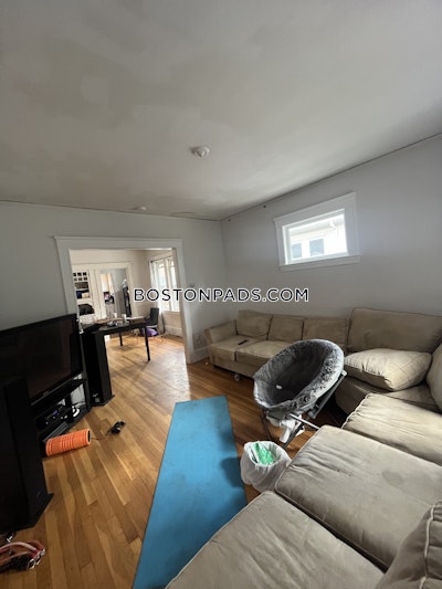 Somerville 4 Beds 2 Baths  Tufts - $5,600