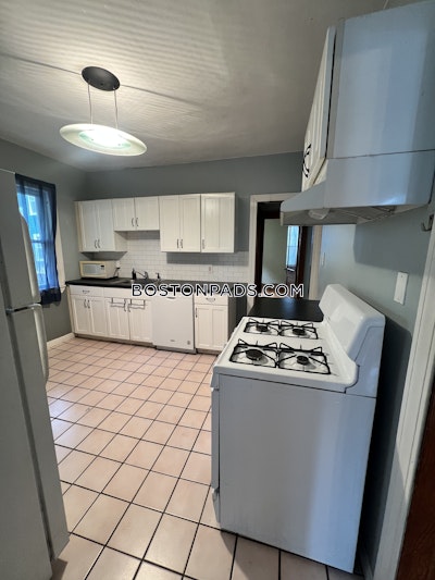 Jamaica Plain 3 Beds 1 Bath Boston - $3,200