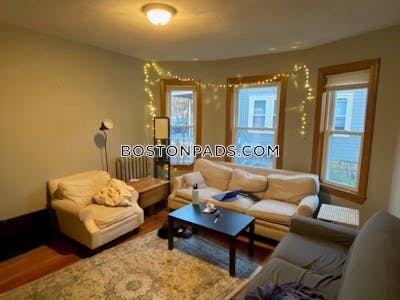 Somerville Apartment for rent 3 Bedrooms 1 Bath  Tufts - $3,975