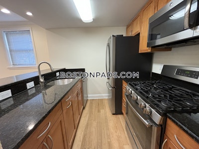 Brookline Apartment for rent 1 Bedroom 1.5 Baths  Chestnut Hill - $3,275 No Fee