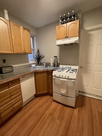 Northeastern/symphony 1 Bed 1 Bath Boston - $3,200